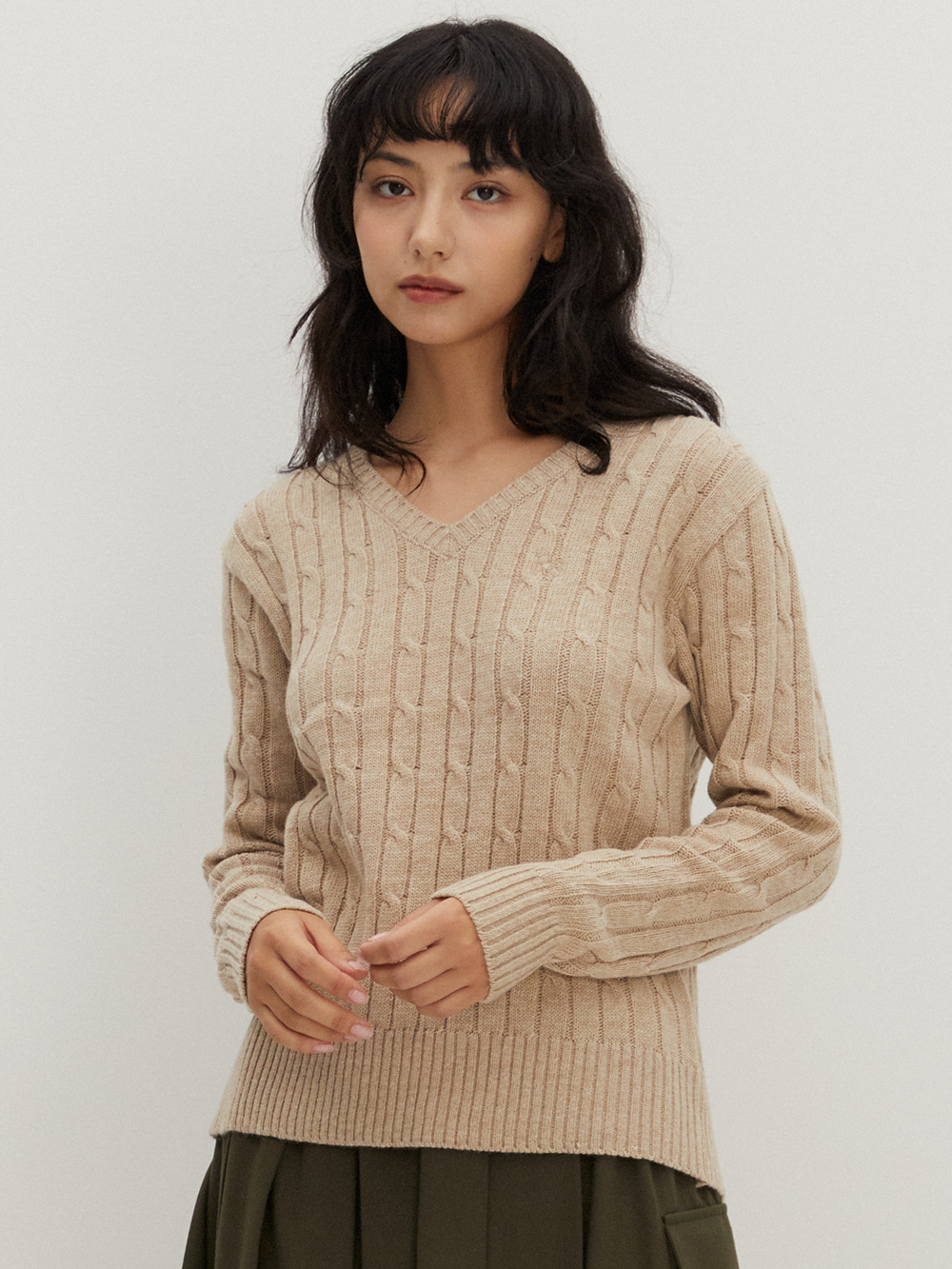 Cable V-Neck Sweater Beige