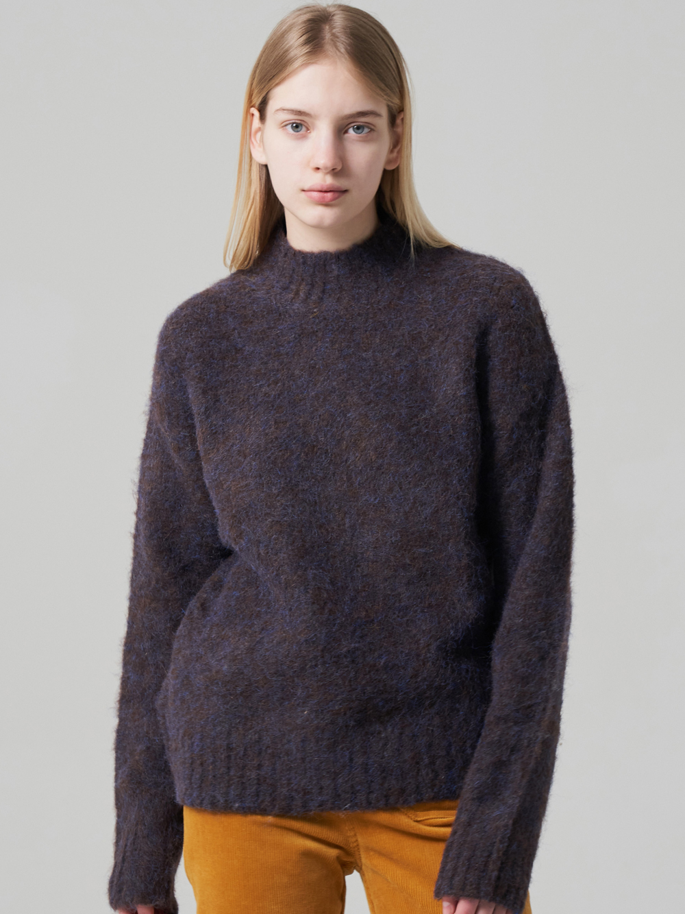 Two-tone Mock Neck Sweater Brown