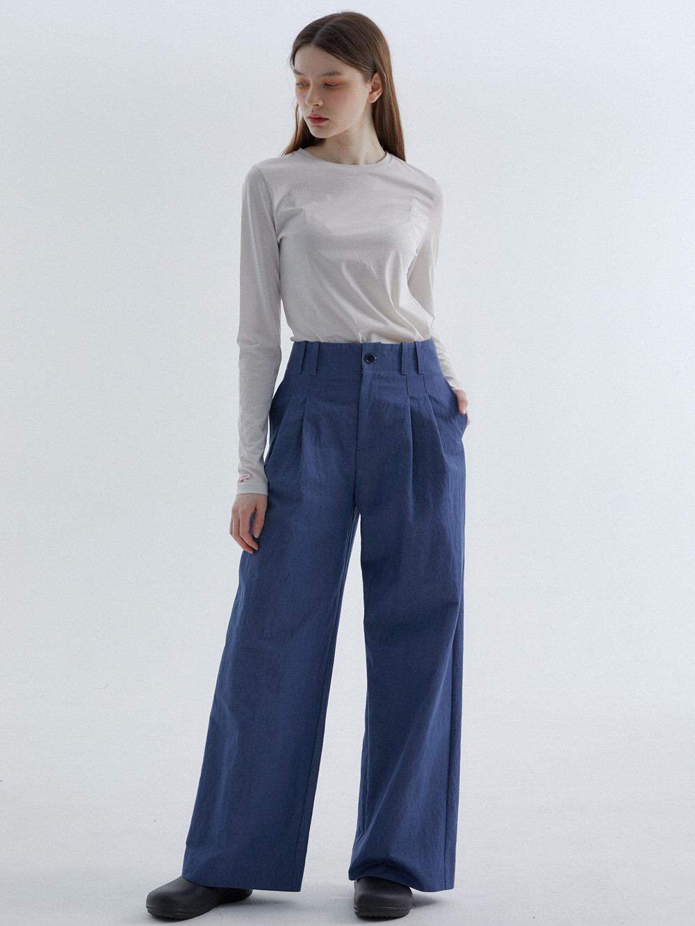 Two-tuck Wide Pants Navy
